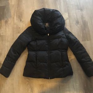 Winter coat. Cute flip up collar very fashionable